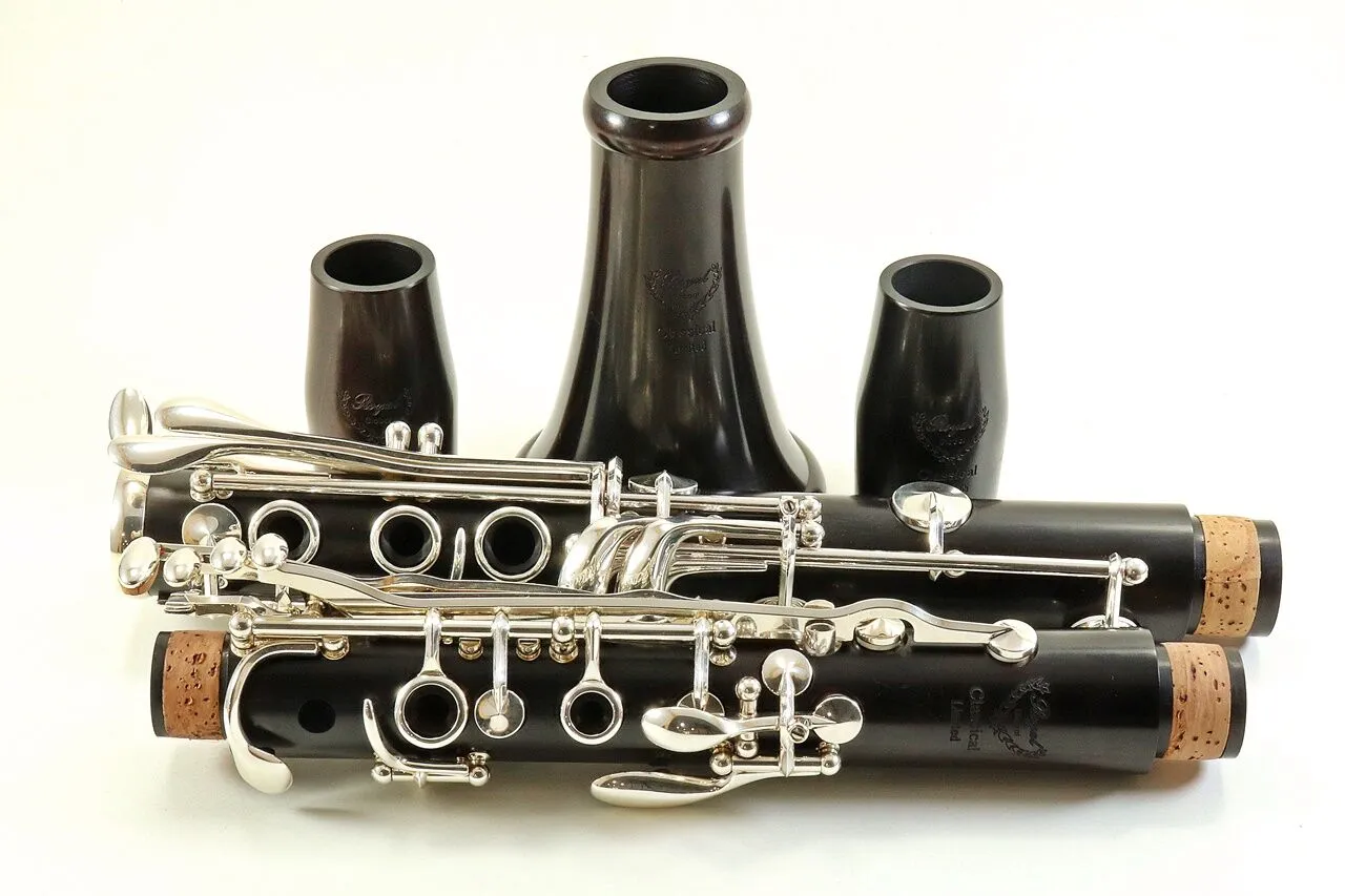 Royal Global Classical Limited B-Flat CL3987